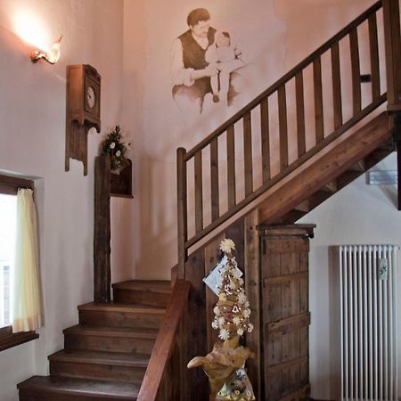Meuble Lo Miete Viei Hotel Чамполук Екстериор снимка